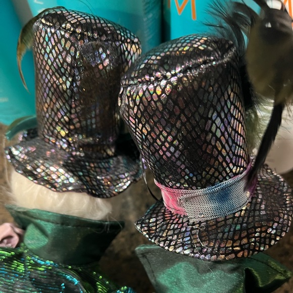 Christian Siriano Skeleton Dolls
Couple Halloween Mardi Gras Anytime Posable - Picture 2 of 11